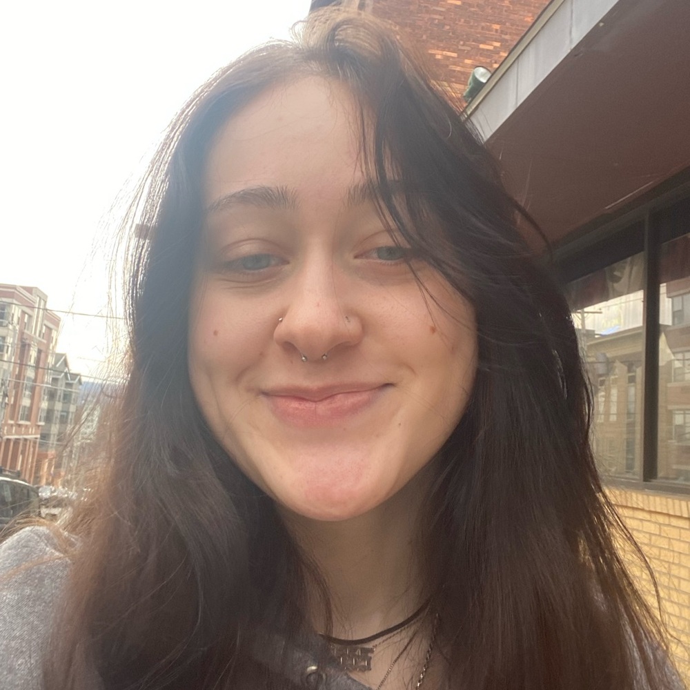 Meet your Posher, Caroline
